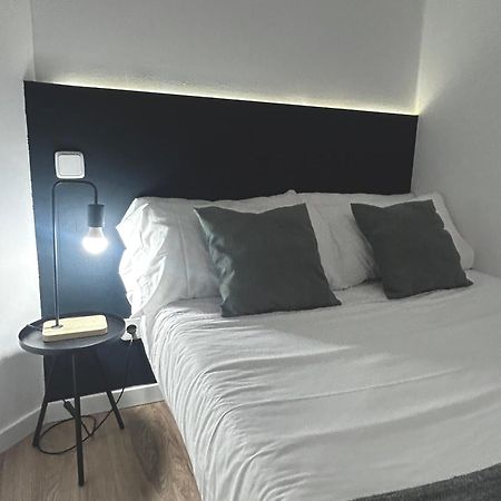 Center Madrid Habitaciones מראה חיצוני תמונה