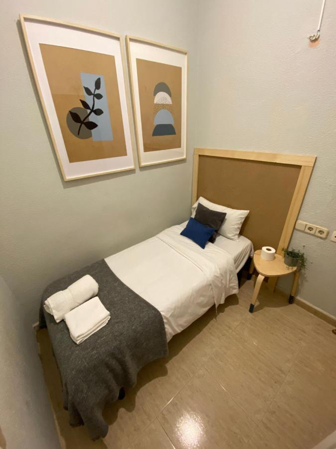 Center Madrid Habitaciones מראה חיצוני תמונה