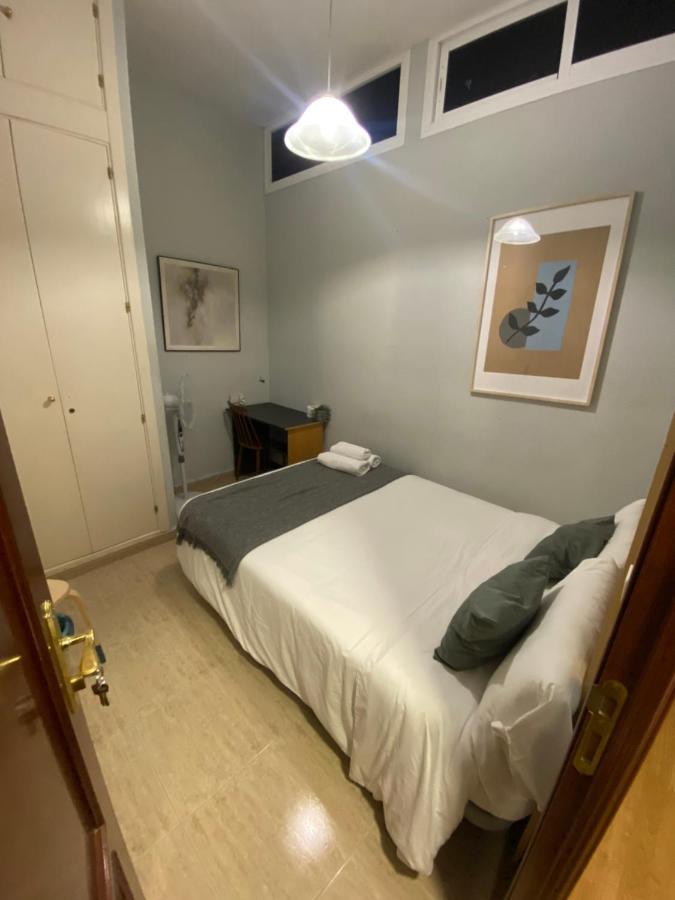Center Madrid Habitaciones מראה חיצוני תמונה
