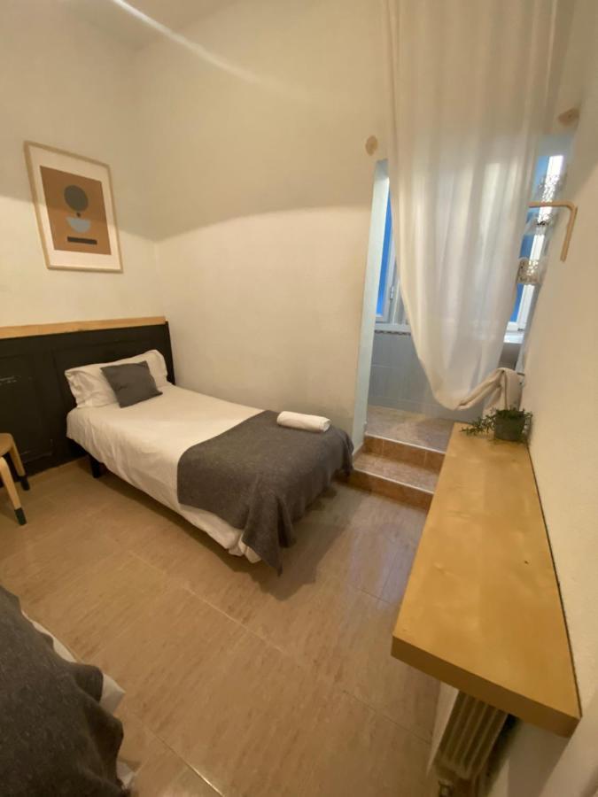 Center Madrid Habitaciones מראה חיצוני תמונה